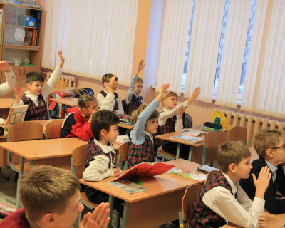 Продолжаем посвящать школьников Петербурга в тему экологии на наших интерактивных экоуроках от проекта Крышечки ДоброТЫ pic 3