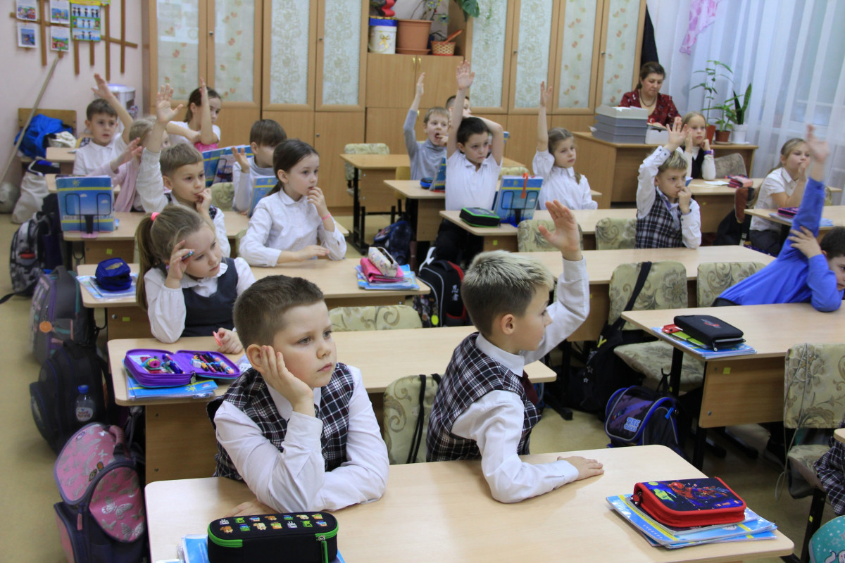 Благодаря сотрудничеству с РЭО | Российский экологический оператор с сентября по декабрь 2022 года спикеры Крышечки ДоброТЫ провели 200 уроков в 50 школах Санкт-Петербурга! pic 5